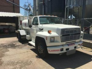 1994 Ford F700 750 AvGas Refueler