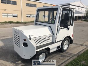 1999 Tiger baggage tractor