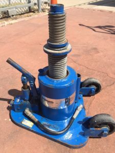 Tronair Hydraulic 5 Ton Jack