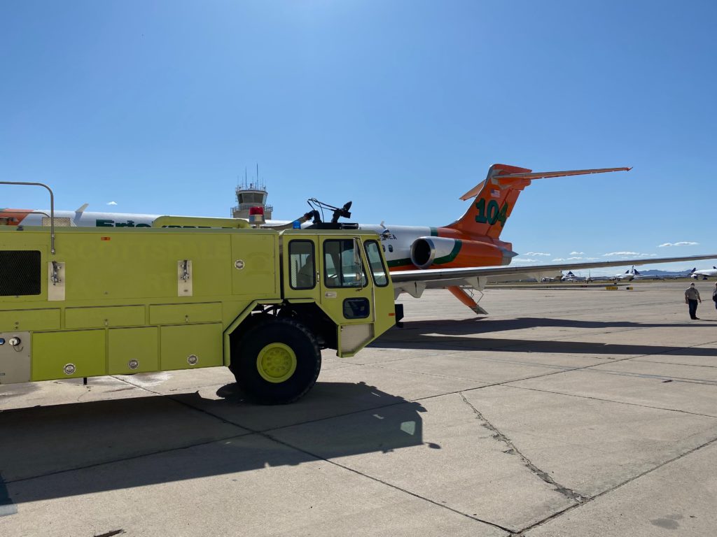 Aircraft Rescue and Fire Fighting Truck (ARFF)  E-One Titan 4×4 1990