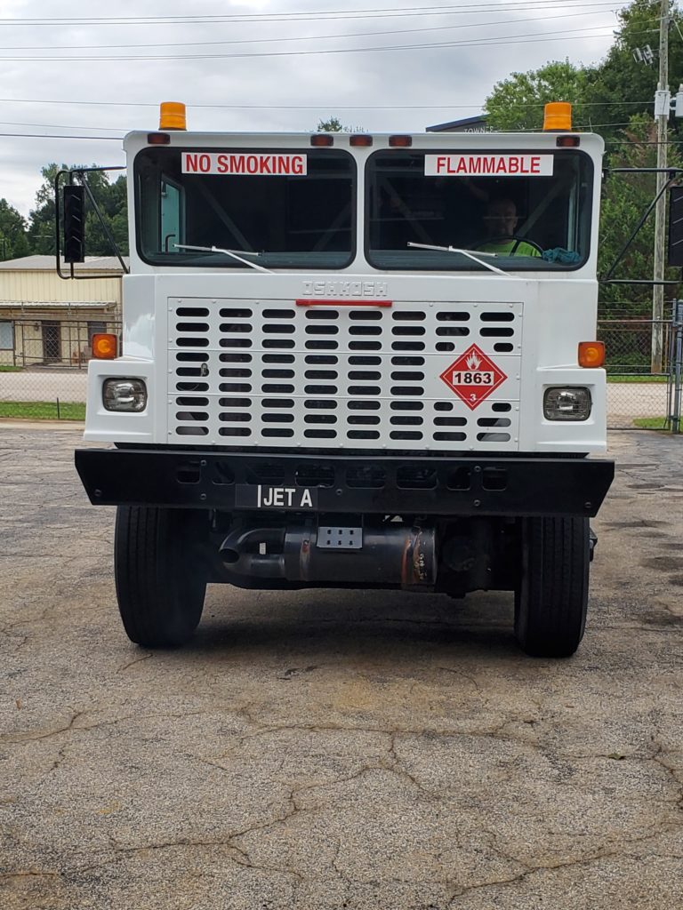 1991 Oshkosh R-11 – 6,000 Gal Fuel Truck