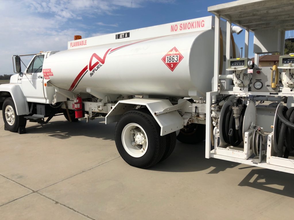 Solid JetA Fuel Truck