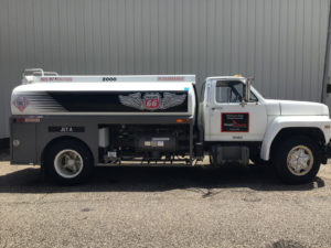 1985 Ford F-800 2000 Gallon Jet A Refueler