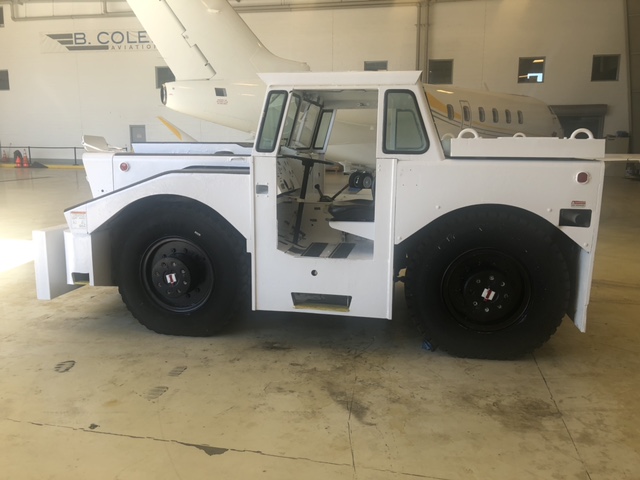 International Harvester / Hough Pushback Tug