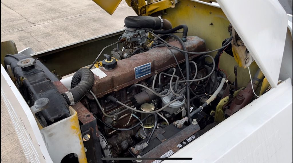 Clark Aircraft Tug (CT-30)