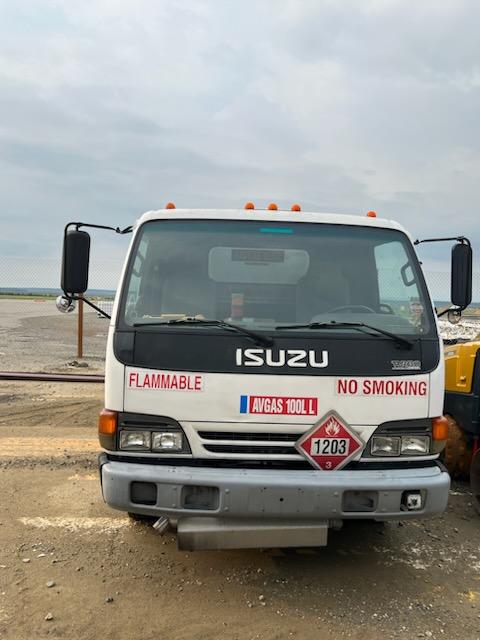 2004 Isuzu 100LL 1000 Gallon Fuel Truck