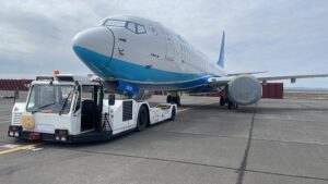 1998 Douglas TBL280 Towbarless Pushback Tractor