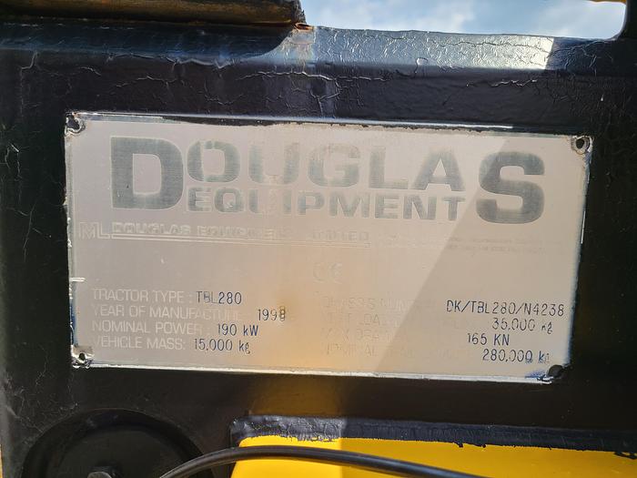 1998 Douglas TBL280 Towbarless Pushback Tractor