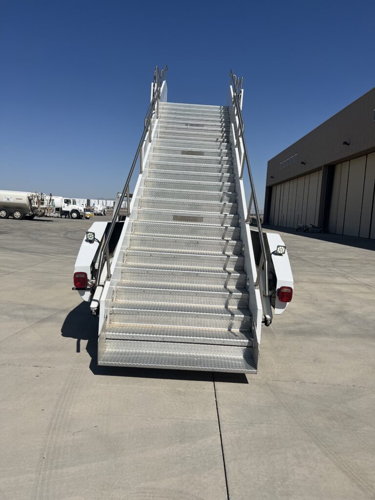 Drivable Wide Body Air Stair