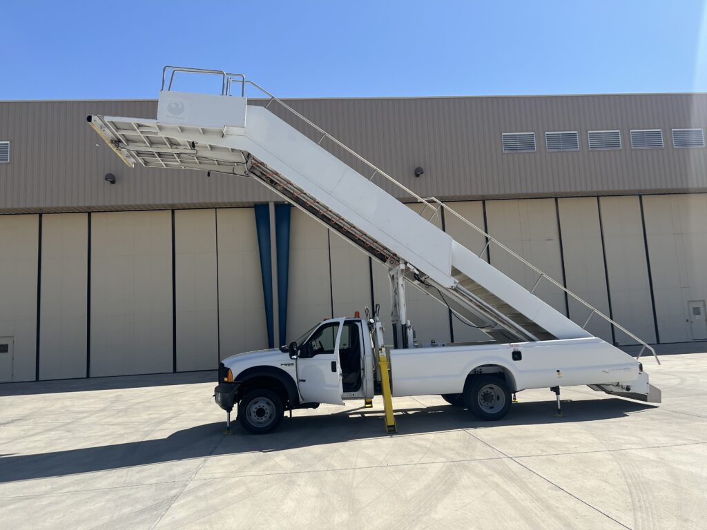 Drivable Wide Body Air Stair