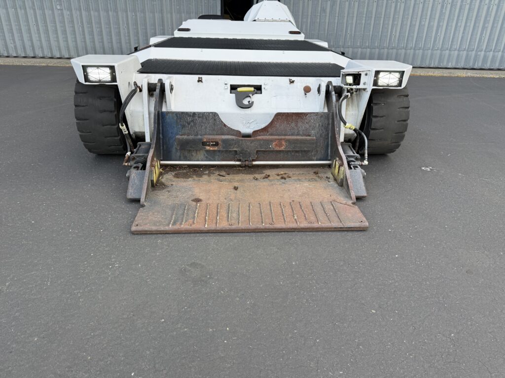 2006 Lektro 8850SDA Fresh Paint and New Batteries