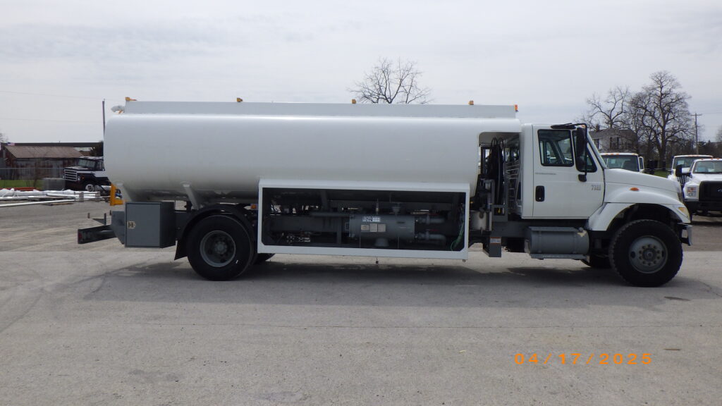 Fully Refurbished 5,000 Gallon Jet A Refueler