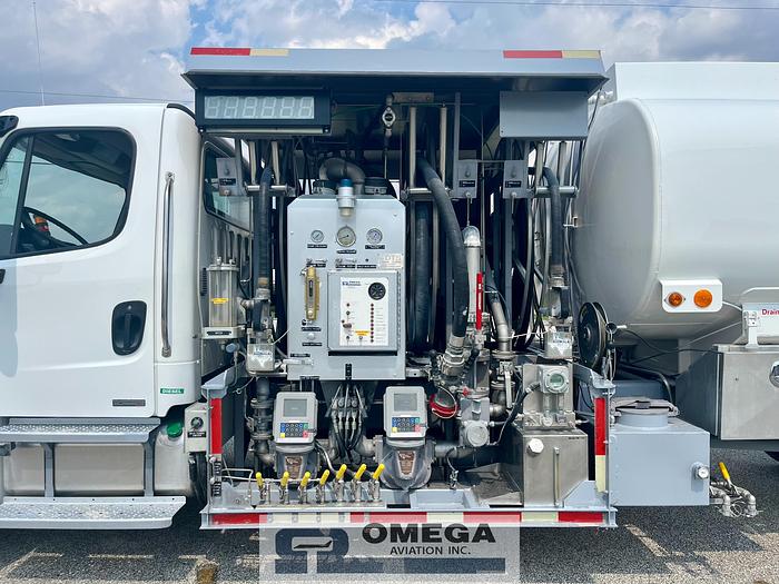 3,000 Gallon Jet Fuel Truck (2006) Digital Meters