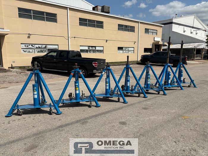 Tronair 02-1248-0112. 12 Ton Aircraft Jack
