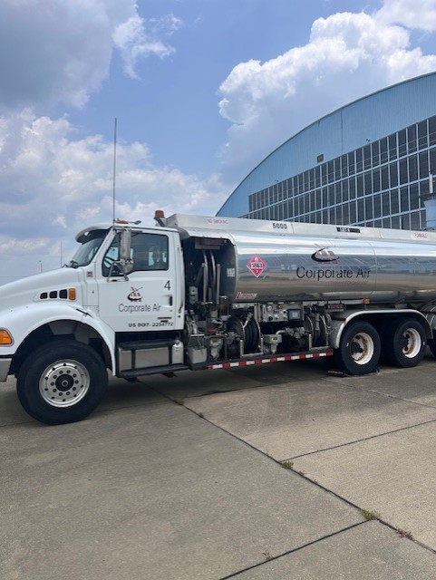 2007 Sterling / Bosserman 5,000 GAL Jet Refueler