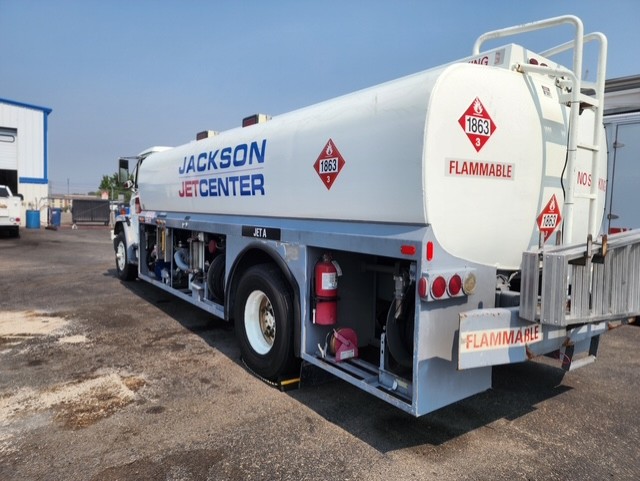 2000 Determan / Brownie Jet-A Refueler – 5,000 gal.